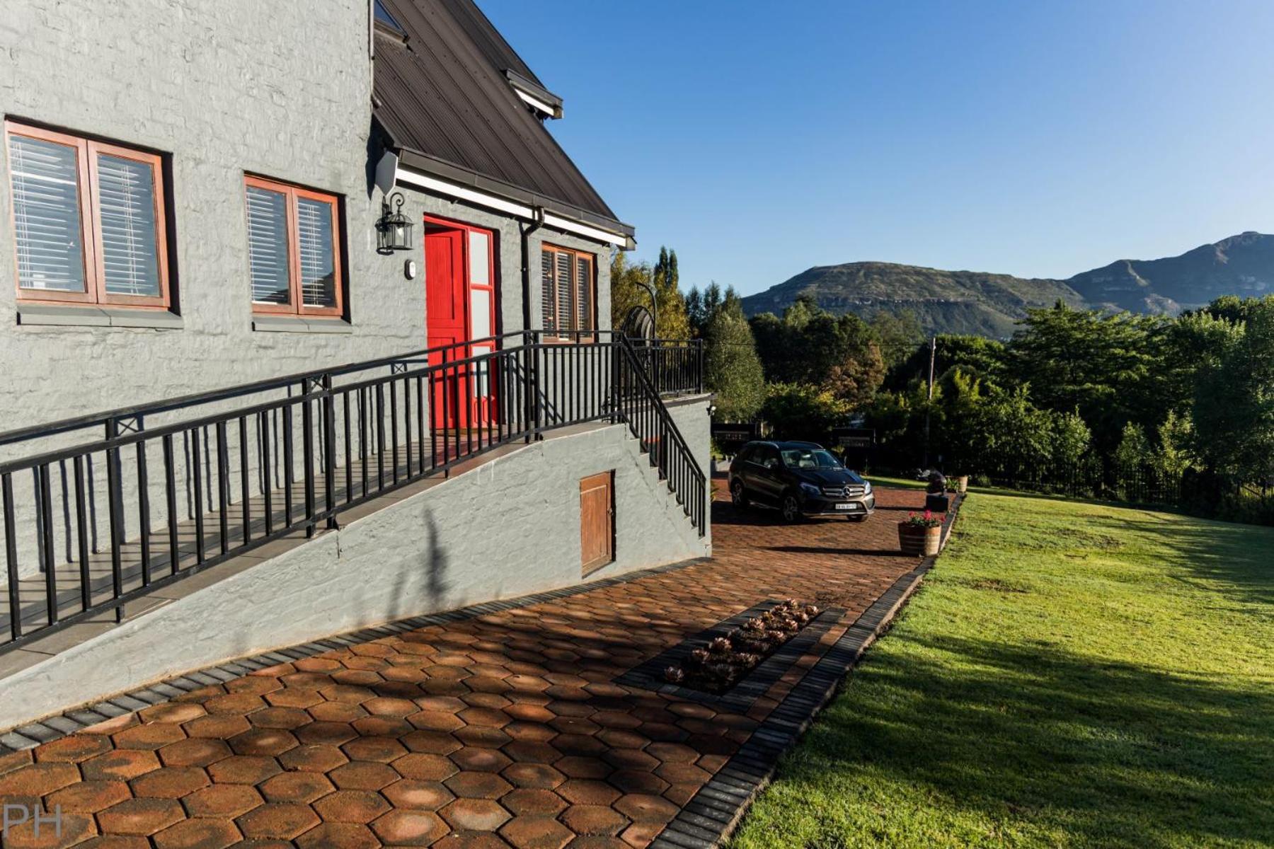 The Red Door Villa Clarens Exterior foto